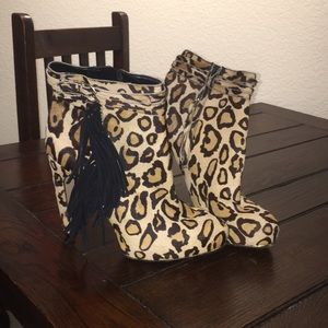 Sam Edelman Cheetah Fringe Ankle Boots Size 7